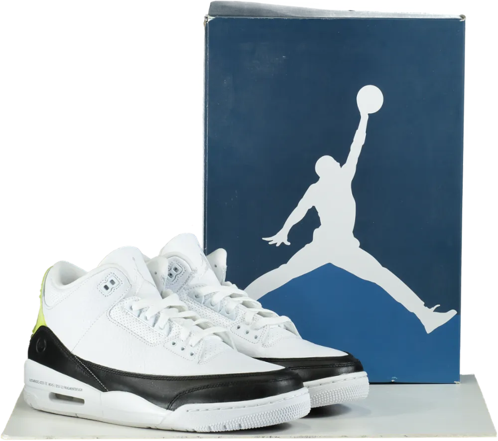 Air Jordan DA3595 White/Black Retro 3 SP Trainers  UK 11  
