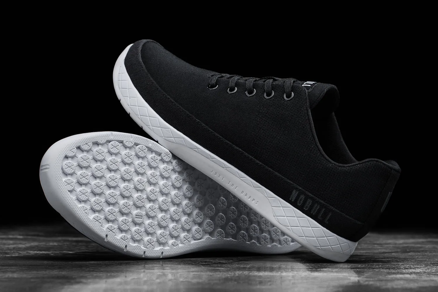 BLACK WHITE CANVAS TRAINER (WOMEN'S)