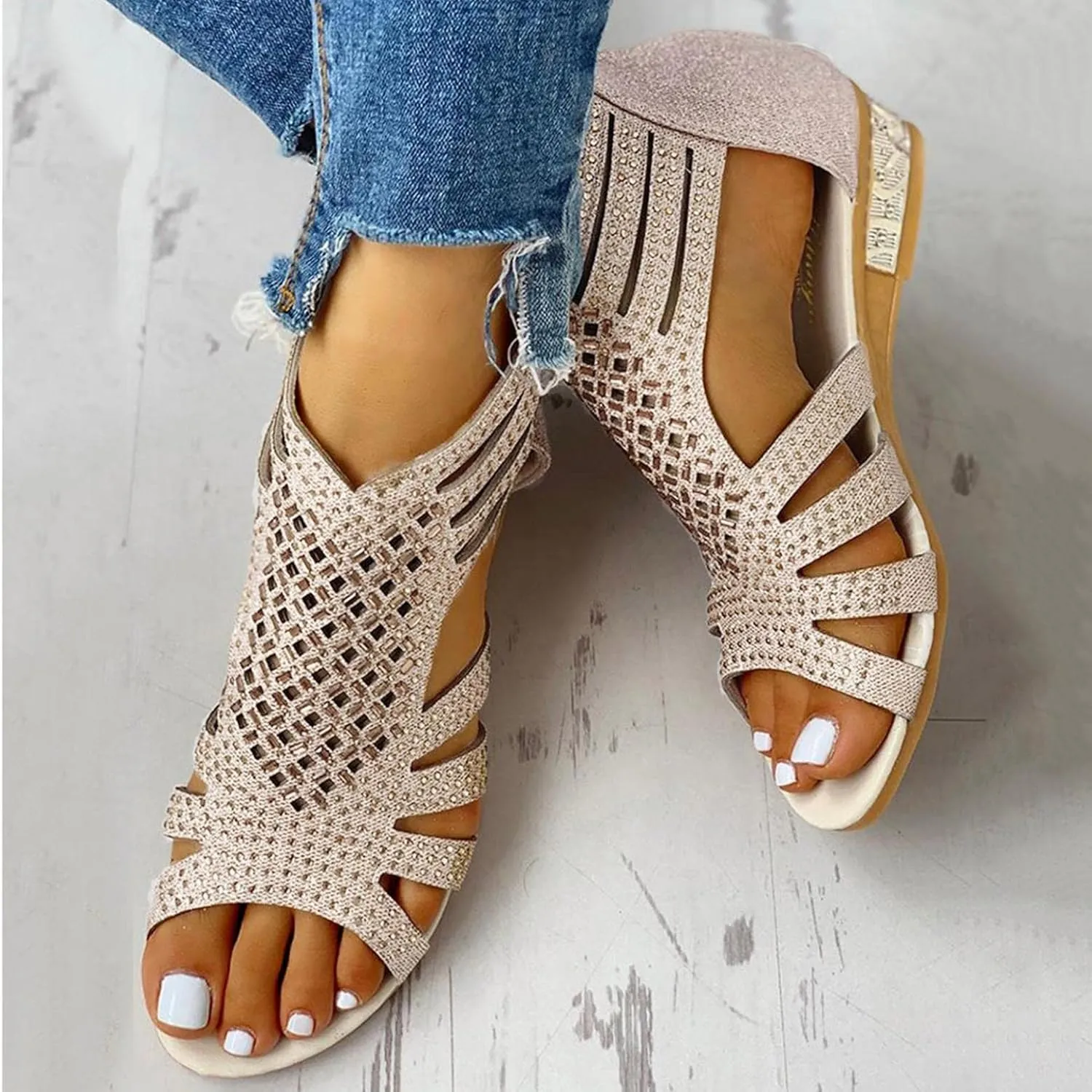 Hbeylia Flat Sandals for Women,Rhinestones Hollow Out Peep Toe Cross Strap Sandals for Womens Glitter Zipper Roman Gladiator Sandals Shoes Summer Casual Daily Sandals
