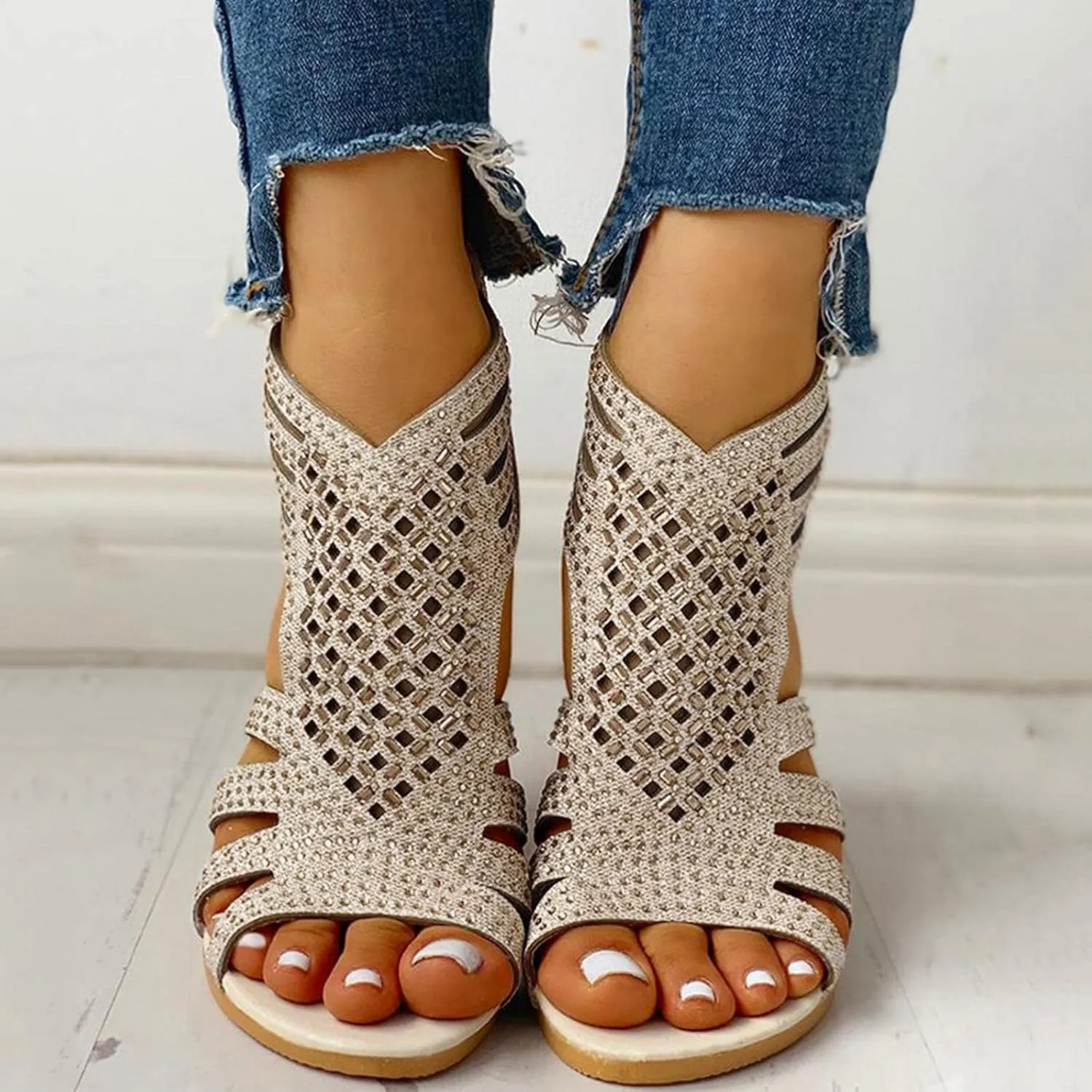 Hbeylia Flat Sandals for Women,Rhinestones Hollow Out Peep Toe Cross Strap Sandals for Womens Glitter Zipper Roman Gladiator Sandals Shoes Summer Casual Daily Sandals